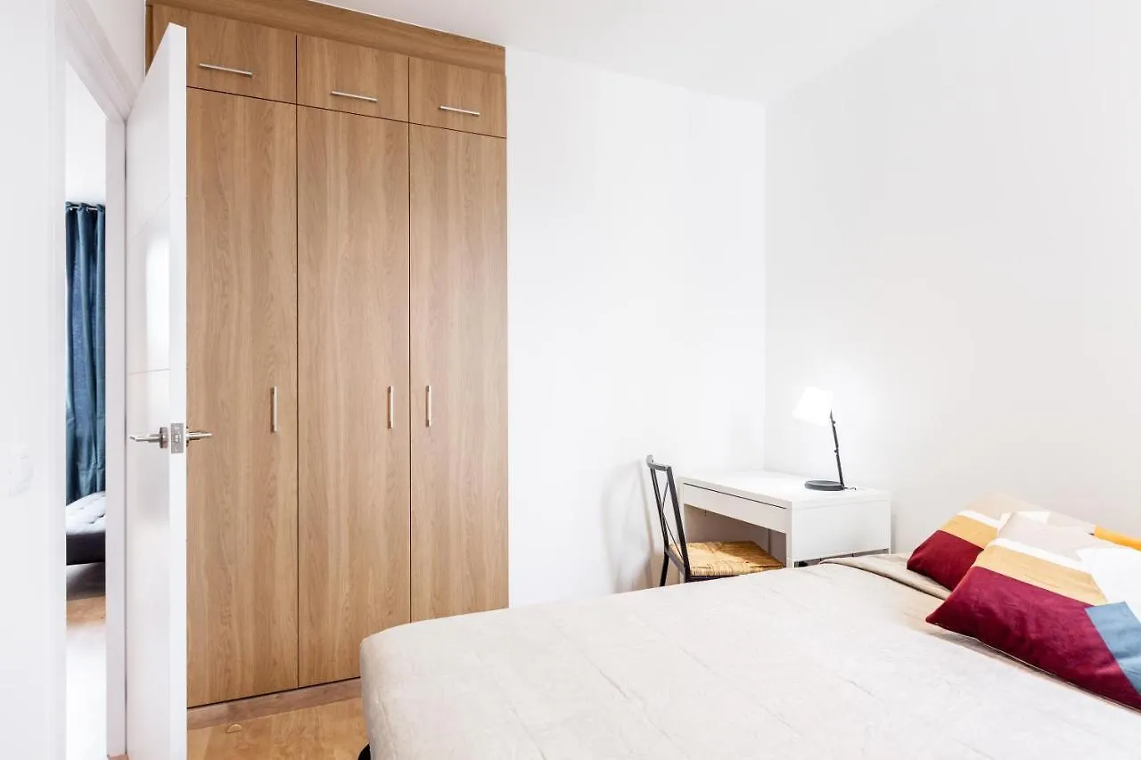 Bright Apartment With Balconies 34 Barcelona 0*,
