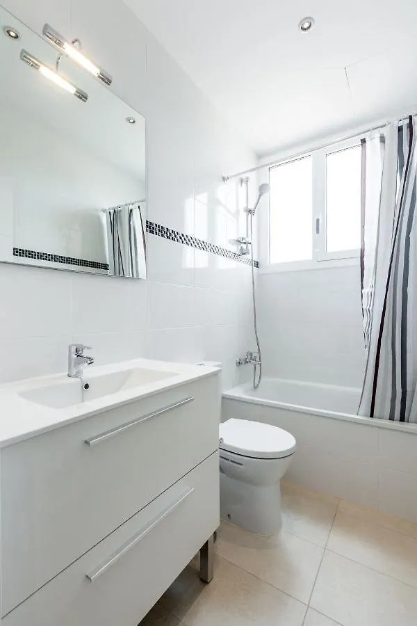 Bright Apartment With Balconies 34 巴塞罗那